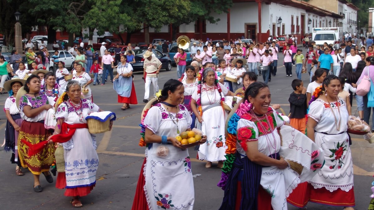 Corpus Christi y los oficios tradicionales en Pátzcuaro
